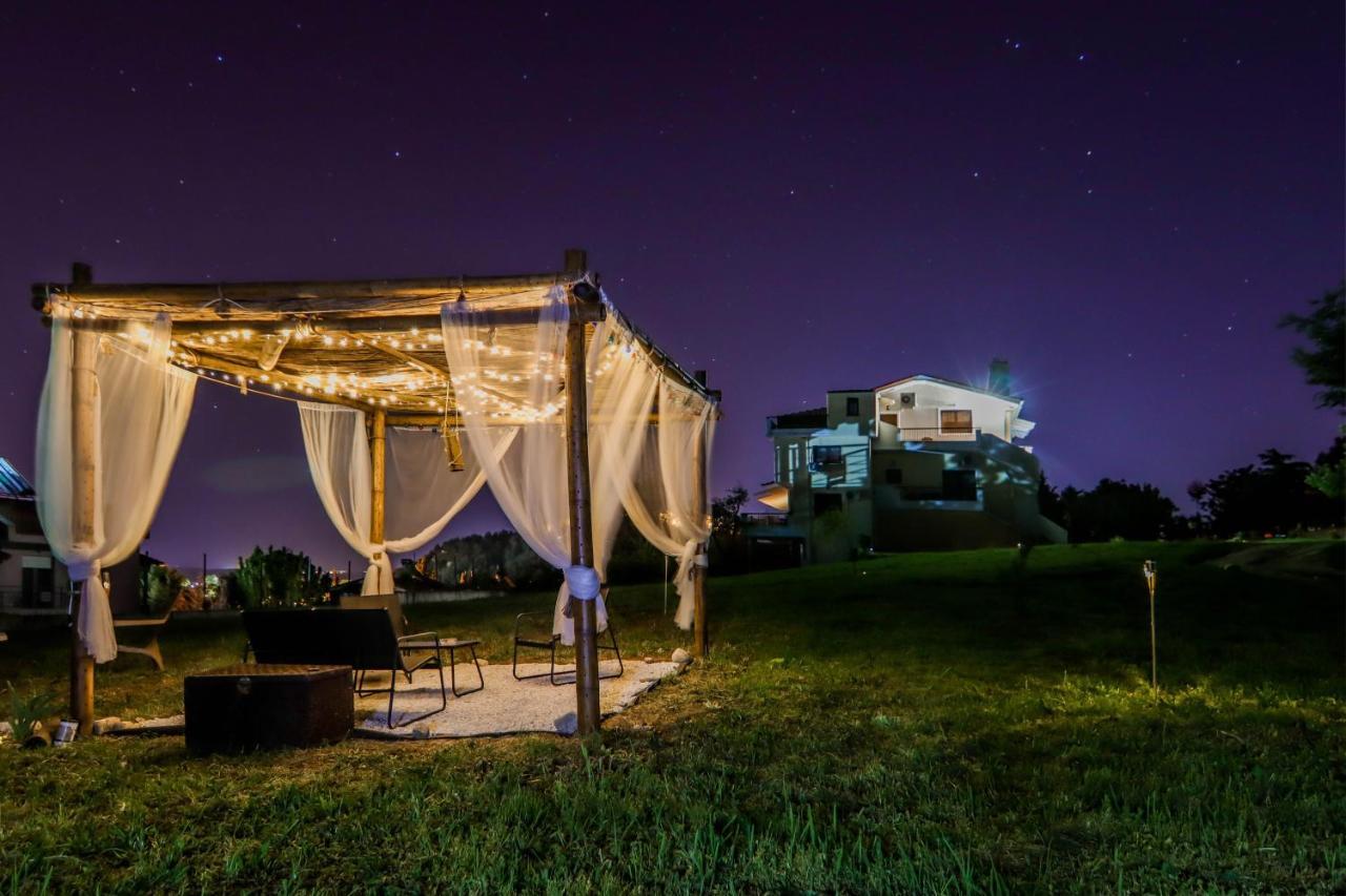 Studio Acropolis Serres Next To Center Exterior foto